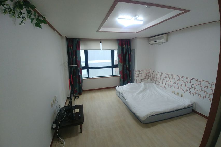 구의역까지 80미터.