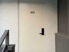 Multi-family house, Unit 302 12th image