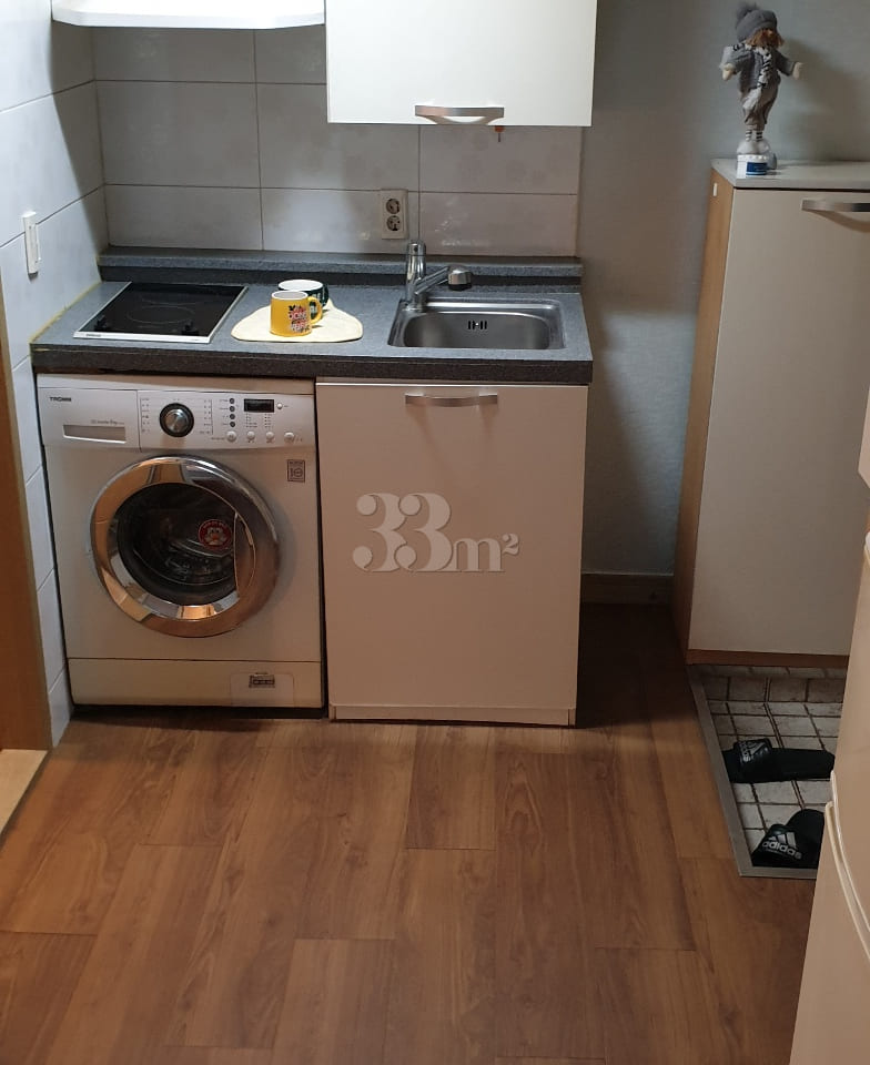 Ultra-low-priced studio C (6 minutes from Min 7th image