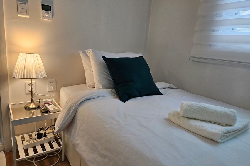 홍대입구역 9분거리 4번째 이미지