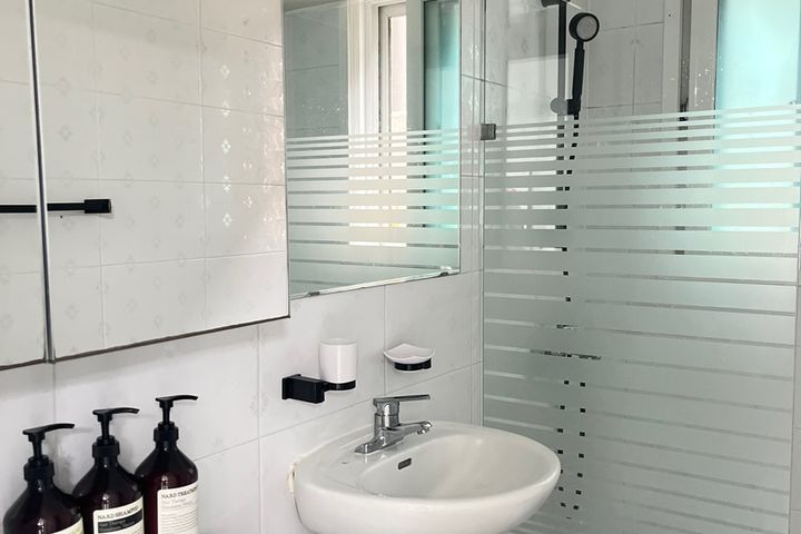Two-room apartment near Seokchon Station (wit 6th image