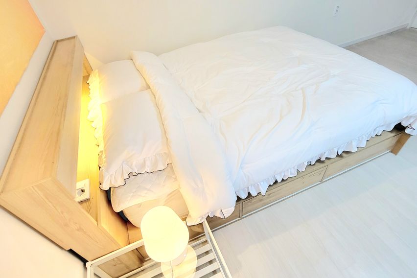 광안역1분퀸침대대형TV