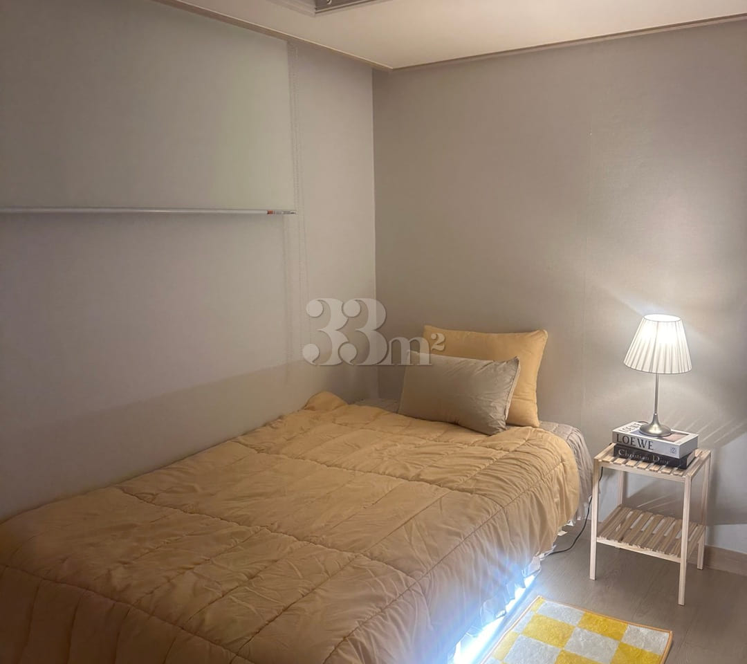 New studio apartment, 5 minutes from Seoul Na 2th image