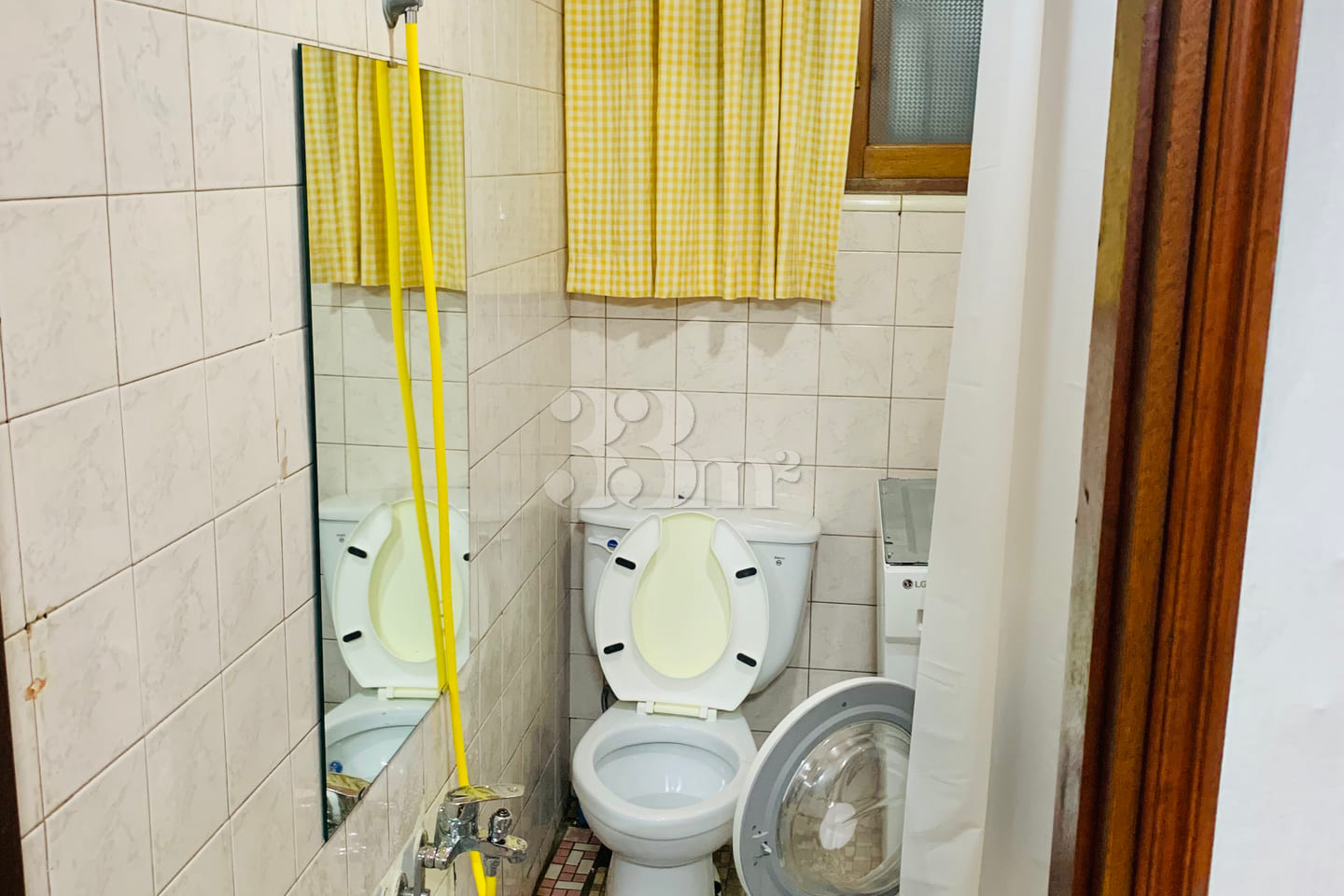 Cost-effective two-bedroom near Moran Station 6th image