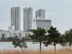 Sokcho Studio Apartment with Ocean View and F 19th image