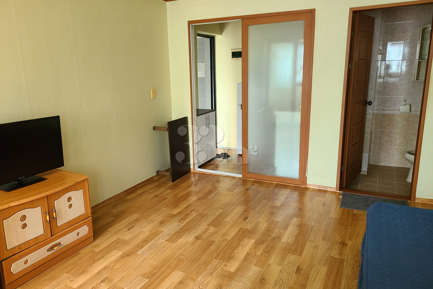 Room 201 2th image