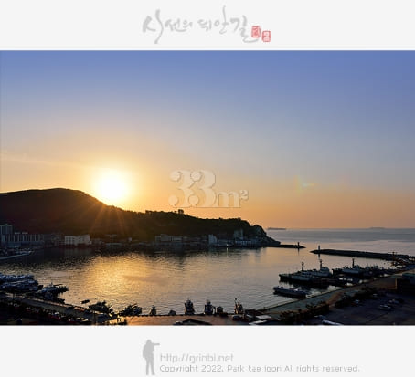 Renovated 52-pyeong seaside apartment 0th image
