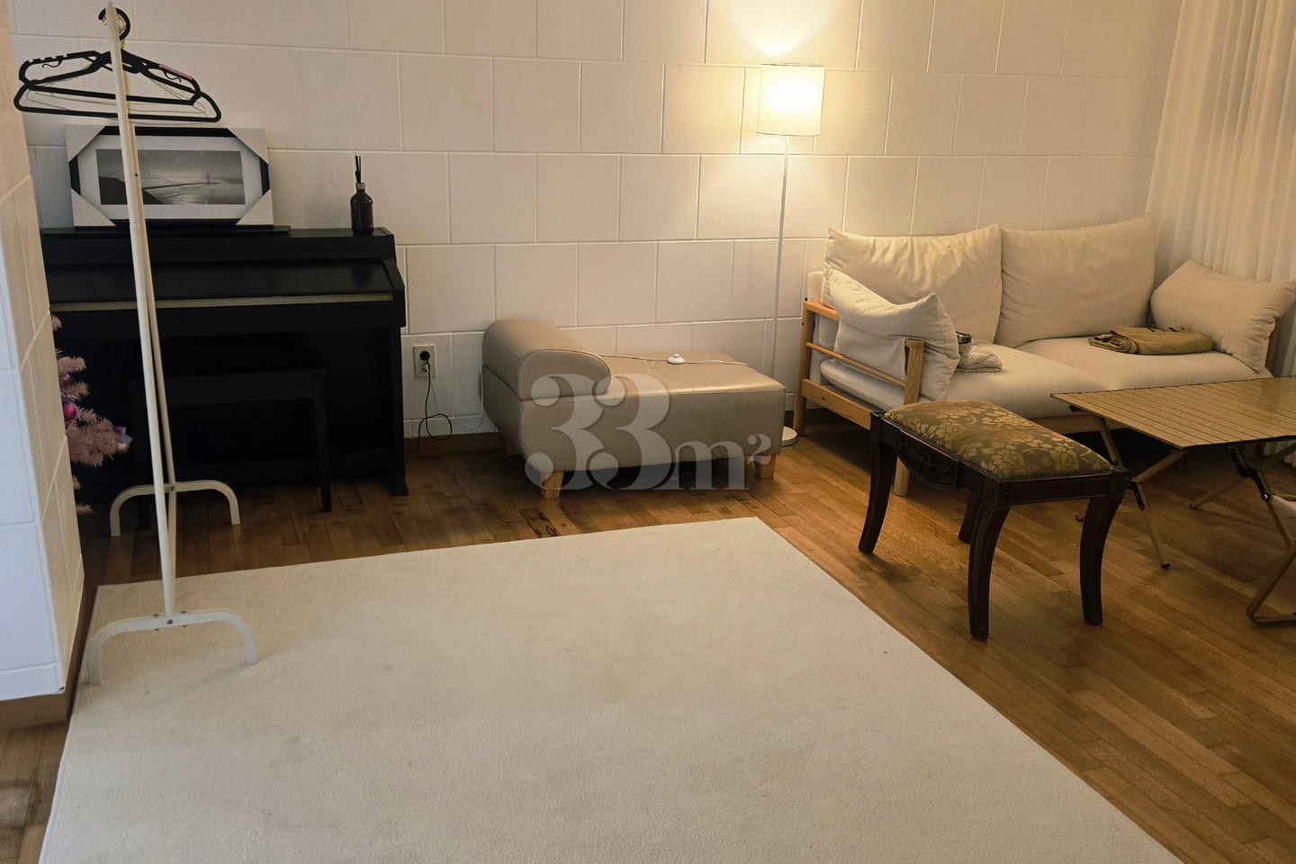 Spacious, pristine room (no noise from floors 5th image