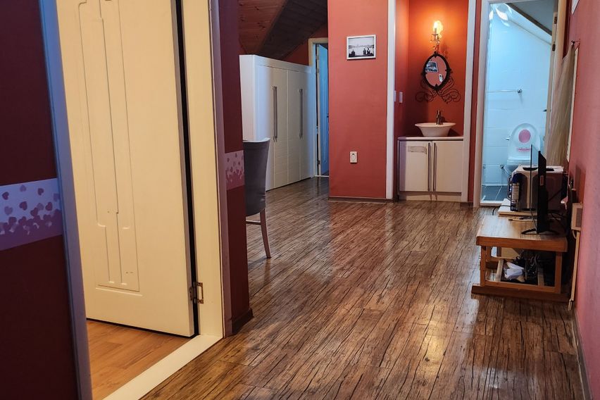 강화.  펜션. 안드로