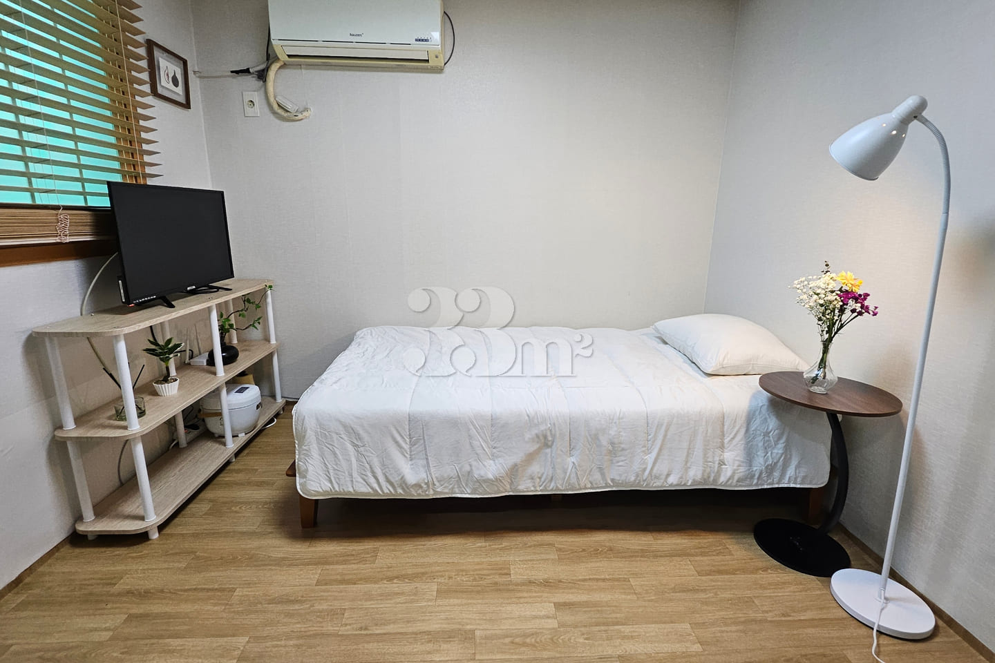 Quiet and clean studio apartment in Sinan-don 1th image