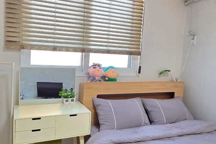 Cost-effective studio apartment with a separa 14th image