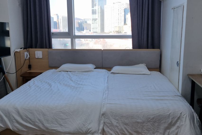 서울역1분 복층4인실