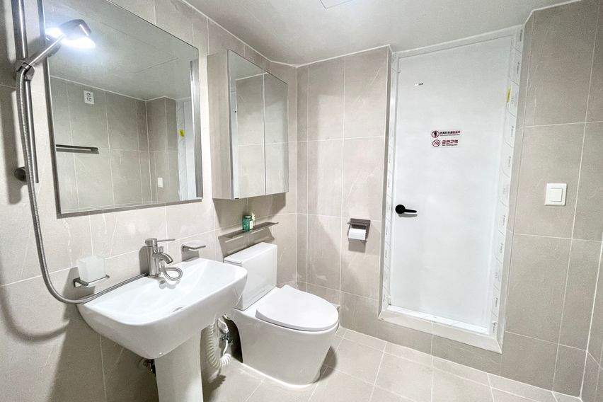 신촌역 리모델링 405