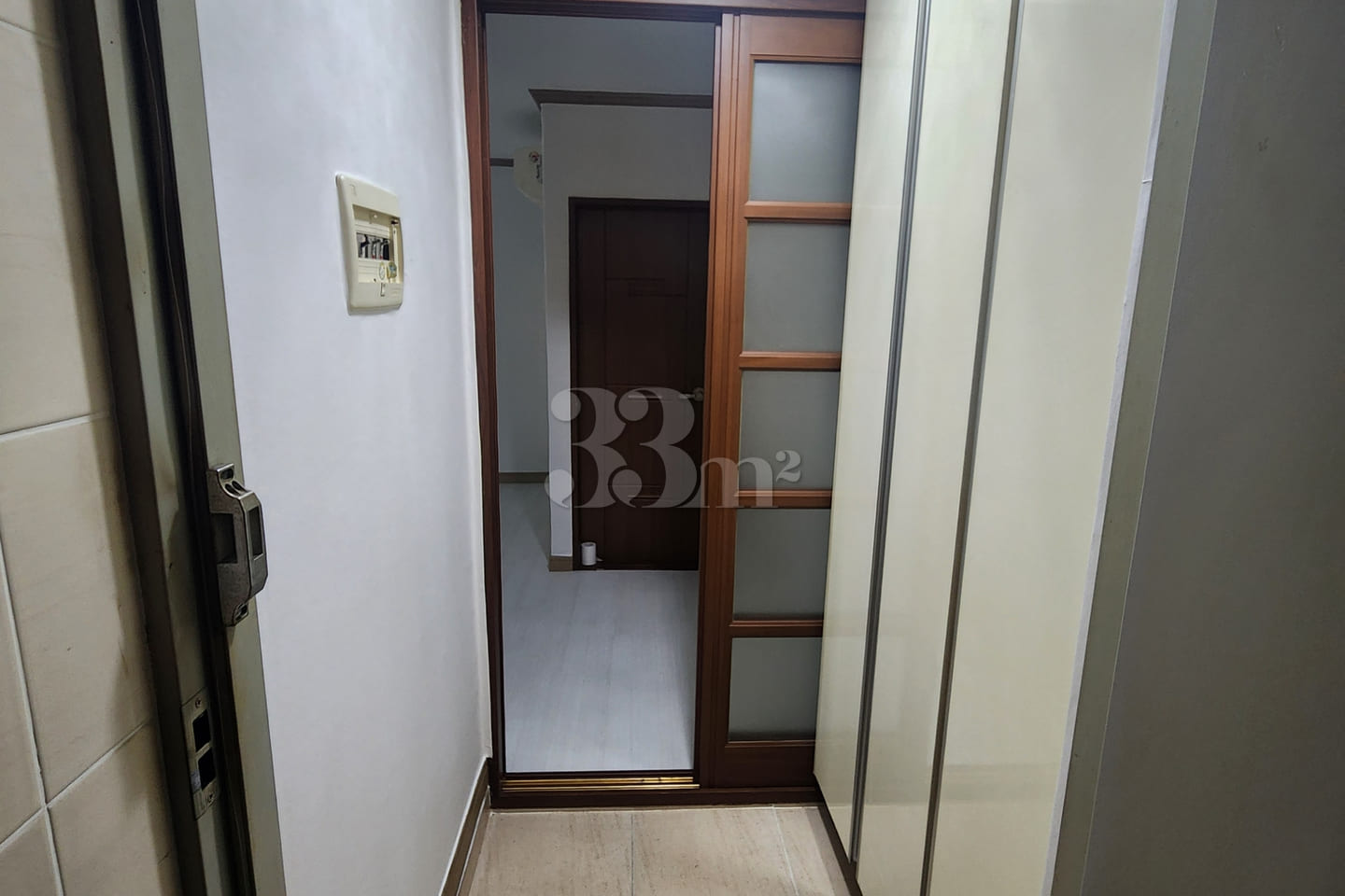 Spacious studio apartment near Busan City Hal 2th image