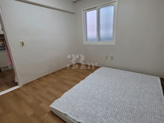 Apartment in Geoje Okpo with 2 bedrooms and a 13th image