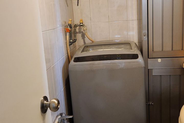 Fully furnished villa near Yeongdeungpo Marke 9th image