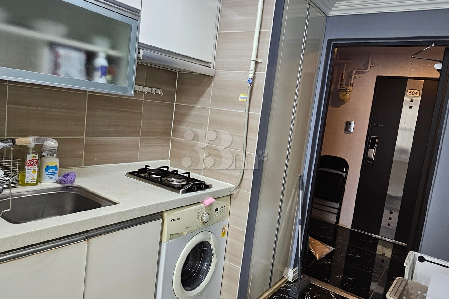 New studio apartment near Busan Dusil Station 1th image
