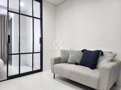 The One Officetel with Full Options 1th image