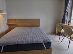 A cozy retreat in the Innovation City 7th image