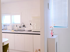 Jamsil ๐ผ Sleeps 3 โ
Room with a Spacious Ter 8th image