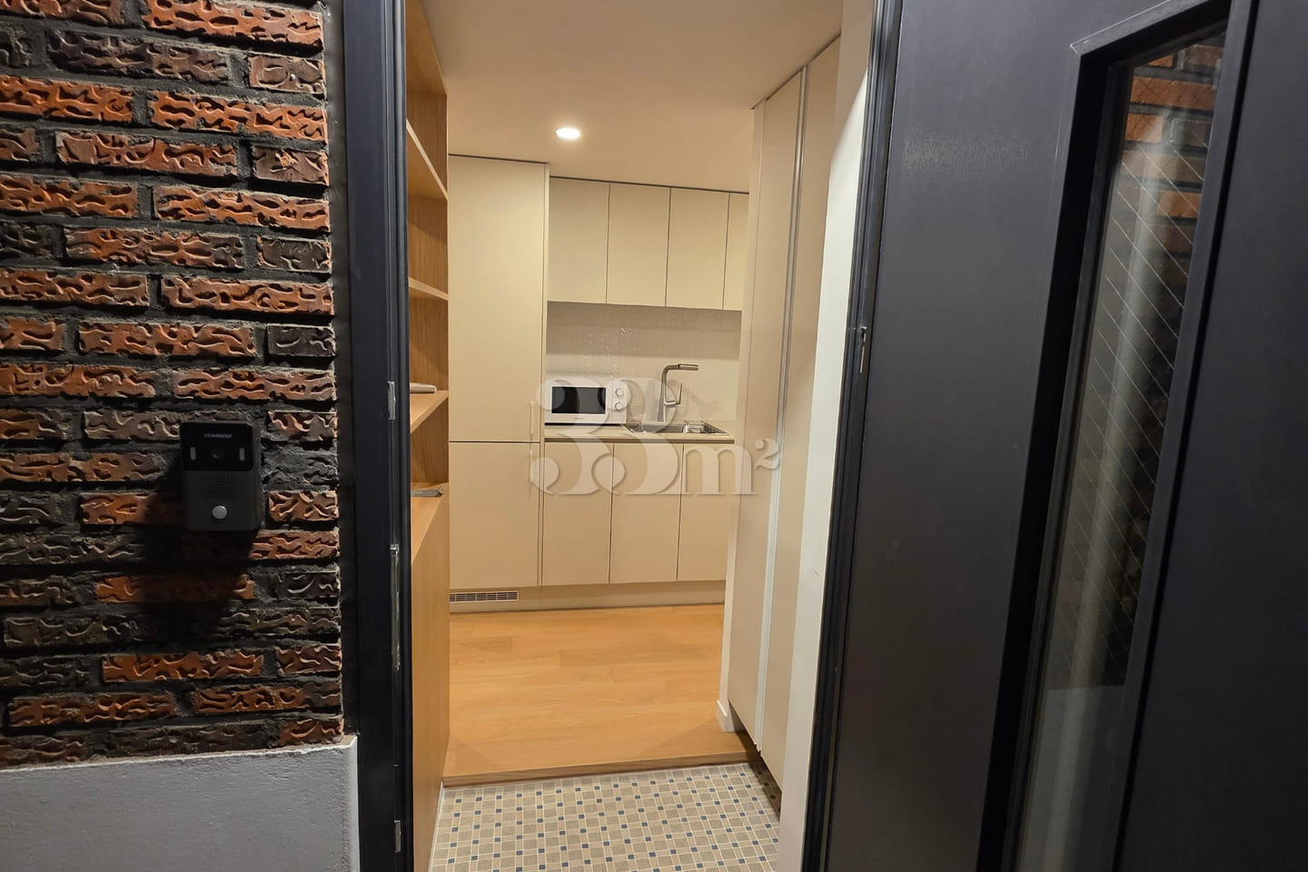 Studio apartment with a large bathtub in Itae 10th image