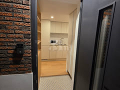Studio apartment with a large bathtub in Itae 10th image