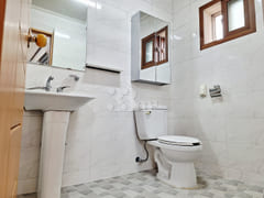 ๐ Studio apartment in a 3-story building in 10th image