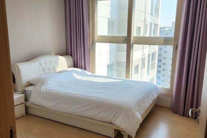 Gwanggyo Lake IPARK 3-Bedroom Unit 4th image