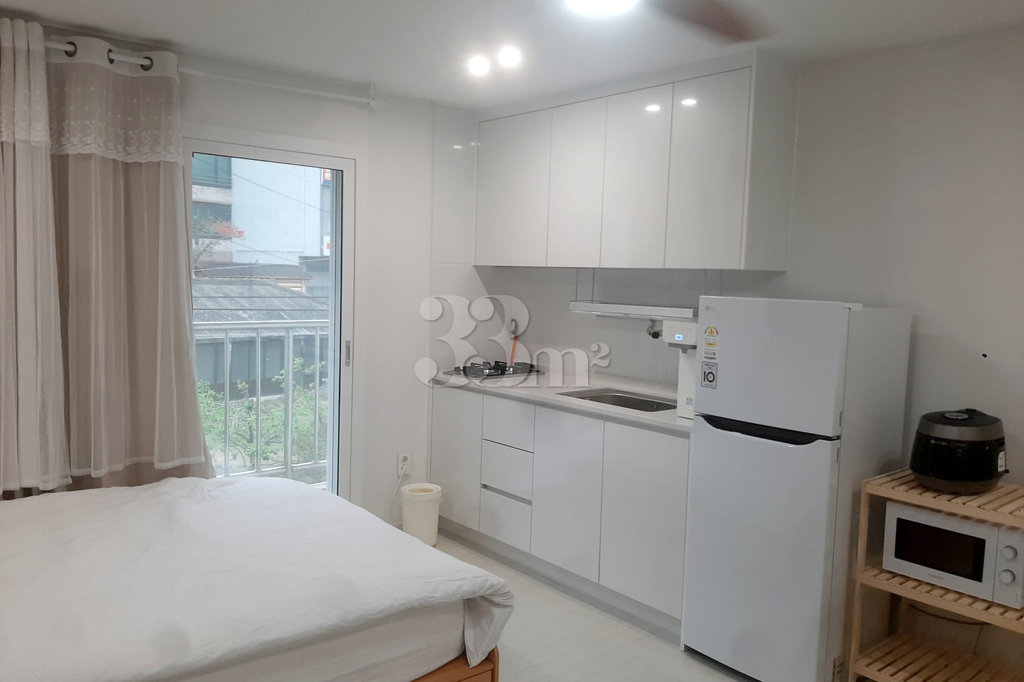 6 Atmospheric Accommodations in Downtown Jung 1th image