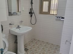 Pyeonghwa Housing Unit 102 9th image
