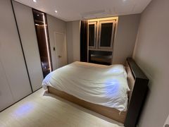 디스커버리 디뷰 2번째 이미지