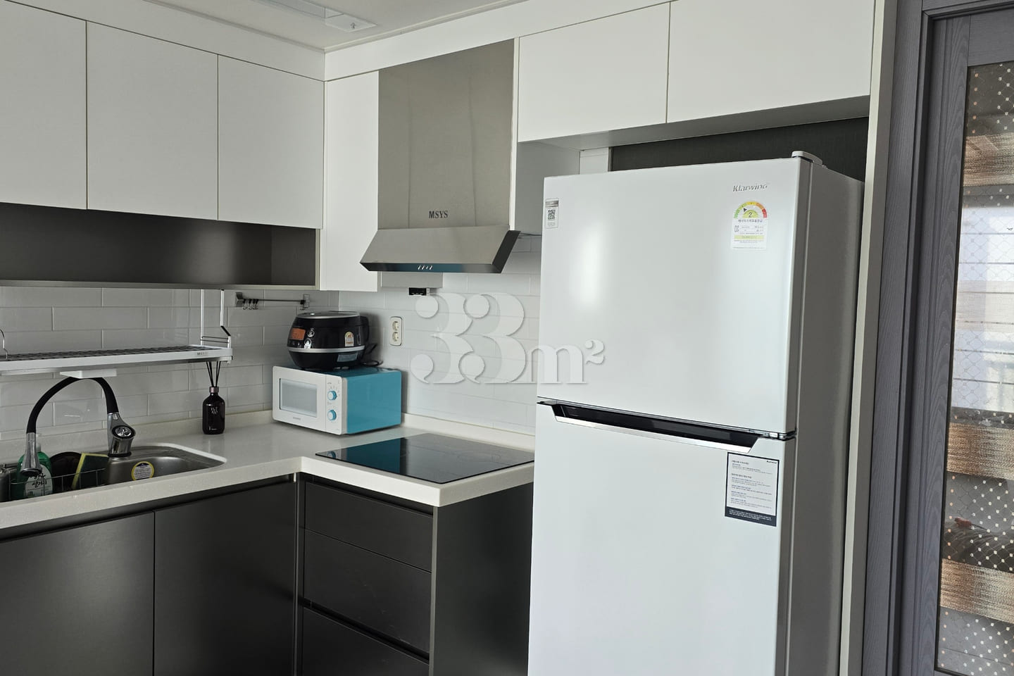Newly built, 3-room, fully furnished 2th image
