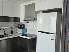 Newly built, 3-room, fully furnished 2th image