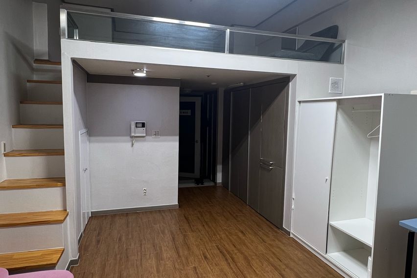 조용한 복층 오피스텔