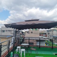 Rooftop barbecue party for 10 people is possi Unit Image