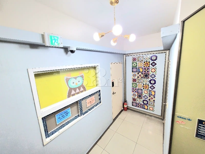 Immaculately Clean Studio-tel 2C 5th image