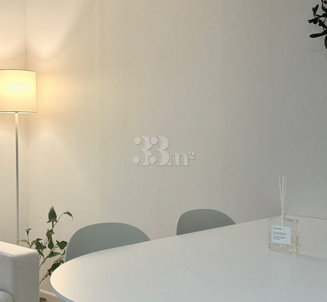 3rd floor, 1.5-room apartment, 3 minutes from 5th image
