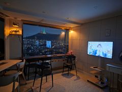 Itaewon 2-Bedroom Apartment with Seoul Tower  9th image