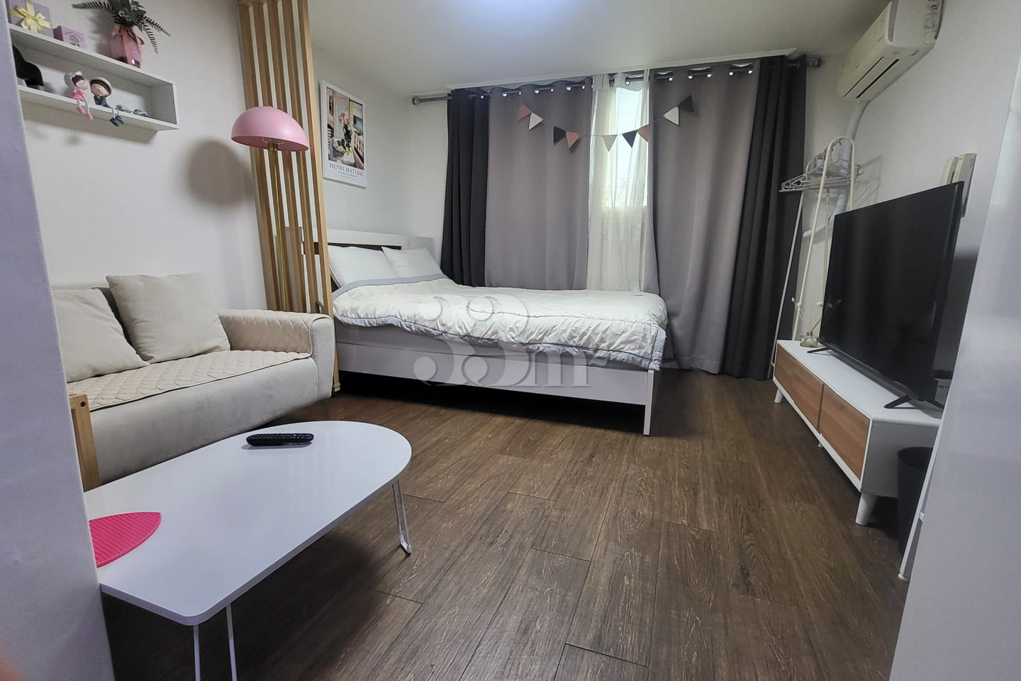 6 minutes from Suwon City Hall Station, 2 fre 0th image