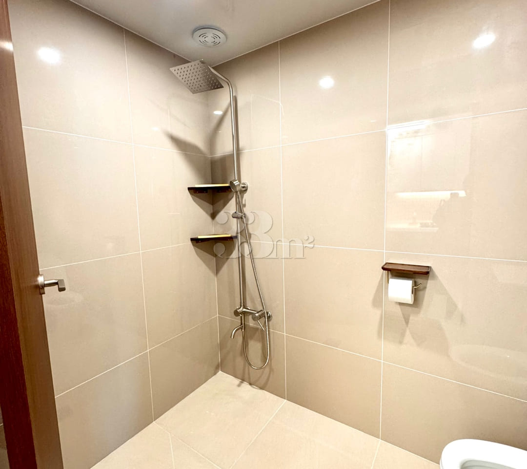 Short-term rental: Newly built, fully furnish 9th image