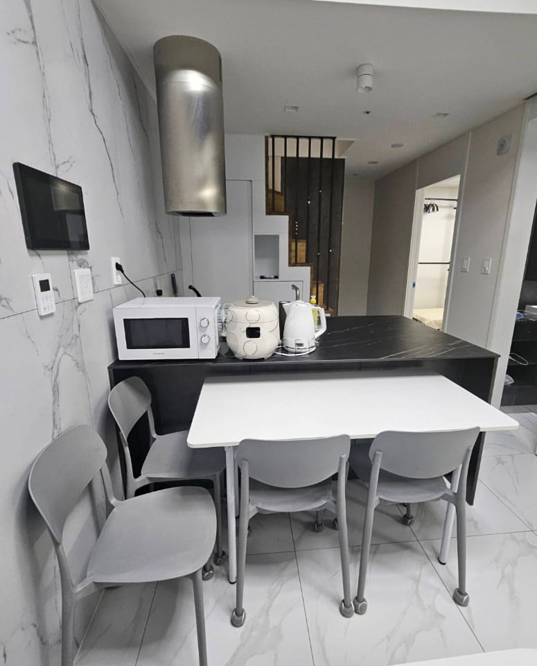 New two-room officetel in Gangnam-Gyodae 4th image