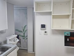 Fully furnished interior 6th image