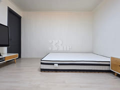 "Two-bay" unit (1.5-room apartment) in Chojun 3th image