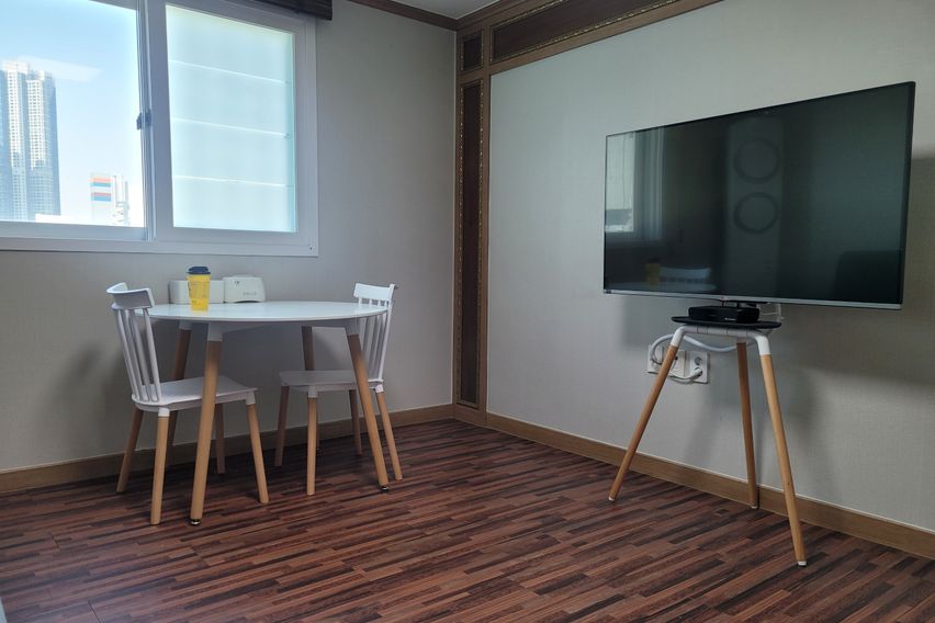 범어동:방2,거실