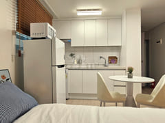 Fully furnished studio, 7 minutes from Seoul  5th image