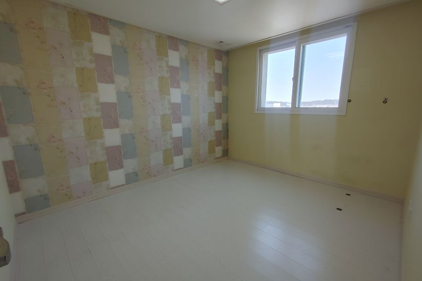 내유동 초저렴 큰쓰리룸