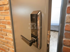 Newly built, fully furnished studio for women 7th image