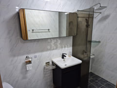 Fully furnished, west-facing, 4-bedroom unit 12th image