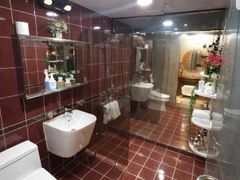 50-pyeong, three-bedroom apartment near a sub 11th image