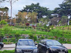 Excellent parking facilities 1th image
